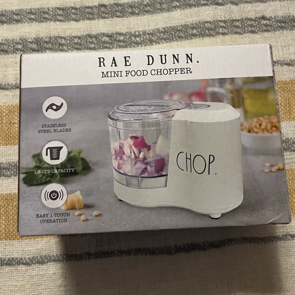 Rae Dunn chop